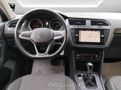 Volkswagen Tiguan Tiguan 2.0 TDI 150 CV SCR DSG Life Grigio usata Prato