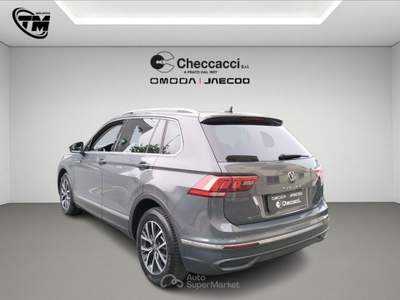 Volkswagen Tiguan Tiguan 2.0 TDI 150 CV SCR DSG Life Grigio usata Prato