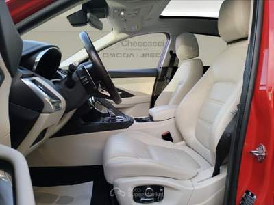 Jaguar E-Pace E-Pace 2.0D I4 204 CV AWD Auto Rosso usata Prato