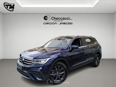 Volkswagen Tiguan Allspace Tiguan Allspace 2.0 TDI SCR DSG Life Nero usata Prato