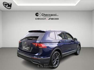 Volkswagen Tiguan Allspace Tiguan Allspace 2.0 TDI SCR DSG Life Nero usata Prato