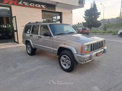 Jeep Cherokee Jeep Cherokee 2.5 Turbo Diesel 2000 ASI usata Ceglie Messapica
