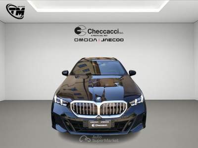 BMW Serie 5 520d 520d 48V xDrive Touring Nero usata Prato