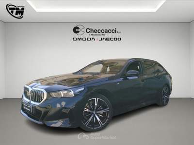 BMW Serie 5 520d 520d 48V xDrive Touring Nero usata Prato