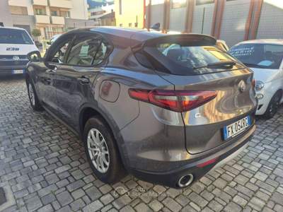 Alfa Romeo Stelvio 2.2 t Executive Q4 190cv CAMBIO AUTOMATICO Grigio usata LECCO