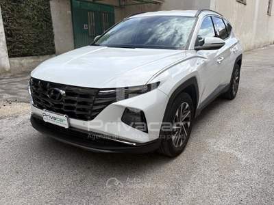 Hyundai Tucson HYUNDAI Tucson 1.6 CRDI 48V XLine Bianco usata Montesilvano