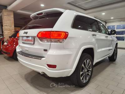 Jeep Grand Cherokee 3.0 V6 CRD 250 CV Multijet II Overland Bianco usata Mira