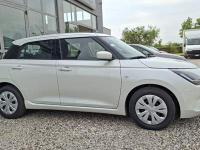 Suzuki Swift Versione Waku Bianco usata Castiglione delle Stiviere
