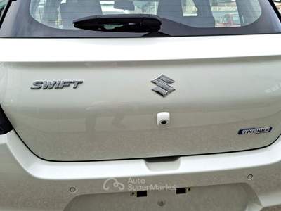 Suzuki Swift Versione Waku Bianco usata Castiglione delle Stiviere