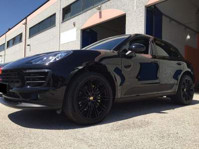 Porsche Macan BLACK EDITION/PANORAMA/KAMERA/MEMORY/BOSE/21"/PASM Nero usata Fano