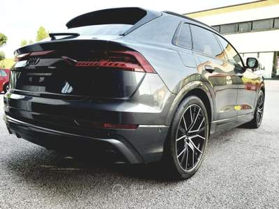 Audi Q8 286cv Grigio usata Fano