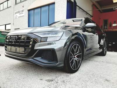 Audi Q8 286cv Grigio usata Fano