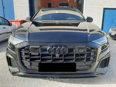 Audi Q8 286cv Nero usata Fano
