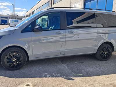 Mercedes-Benz Classe V V 250 AVANTGARDE/BLACKPACK/PANORAMA/KAMERA 360°/CERCHI 18"/APPLE CAR PLAY/MBUX EXTENDED/TOUCH PAD/TOTAL LED/PELLE/PRIVACY Grigio usata Fano