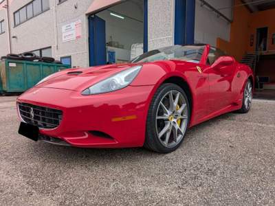 Ferrari California 460cv Rosso usata Fano