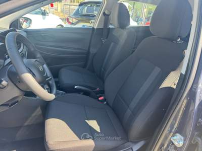 Hyundai i20 1.0cc T-GDI 90cv DCT Connectline Grigio usata Pozzuoli