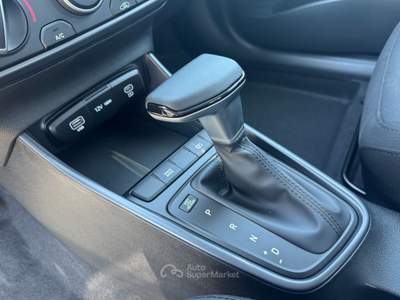 Hyundai i20 1.0cc T-GDI 90cv DCT Connectline Grigio usata Pozzuoli