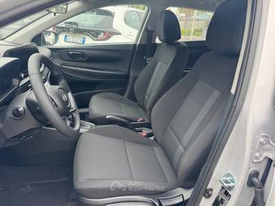 Hyundai i20 1.0cc T-GDI 90cv DCT Connectline Argento usata Pozzuoli