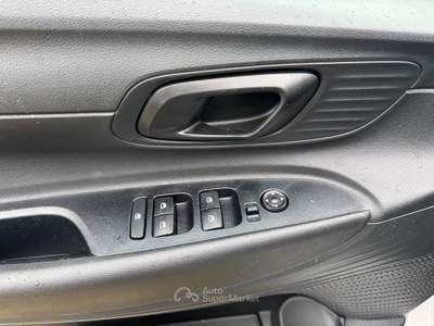 Hyundai i20 1.0cc T-GDI 90cv DCT Connectline Argento usata Pozzuoli