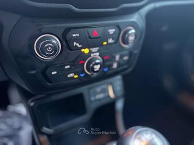 Jeep Renegade 1.0cc TURBO 120cv LONGITUDE GPL Rosso usata Pozzuoli
