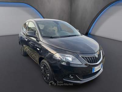 Lancia Ypsilon 1.0cc 70cv S&S Hybrid Gold Nero usata Pozzuoli