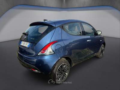 Lancia Ypsilon 1.0cc 70cv S&S Hybrid Gold Blu/Azzurro usata Pozzuoli