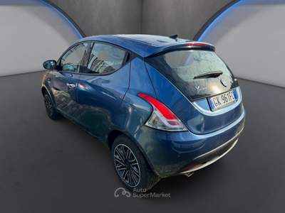 Lancia Ypsilon 1.0cc 70cv S&S Hybrid Gold Blu/Azzurro usata Pozzuoli
