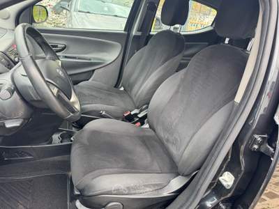 Lancia Ypsilon 1.2cc 69cv S&S Gold + Block Shaft Nero usata Pozzuoli