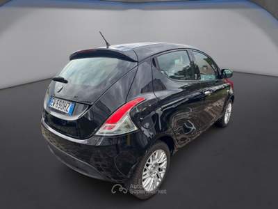 Lancia Ypsilon 1.2cc 69cv S&S Gold + Block Shaft Nero usata Pozzuoli