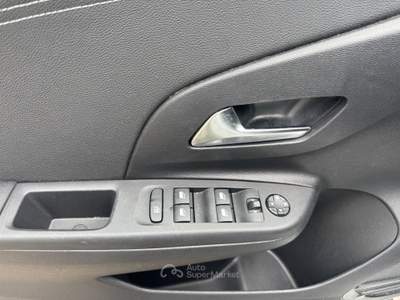 Opel Corsa New Corsa 1.2cc 100cv GS Bianco usata Pozzuoli