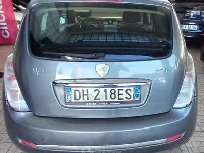 Lancia Ypsilon 1.3 MJT 75 CV Argento Grigio usata Torino