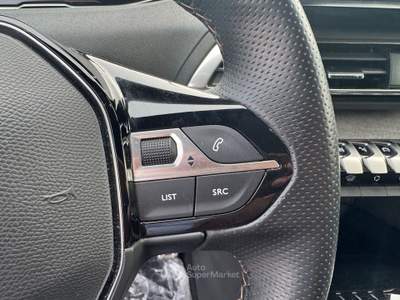 Peugeot 3008 1.2cc PureTech Turbo 130cv S&S GT Nero usata Pozzuoli