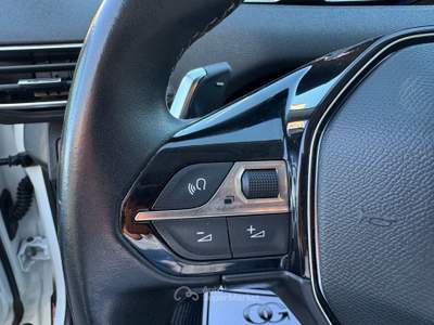 Peugeot 3008 1.5cc BlueHDi 130cv S&S EAT8 Allure Pack + Block Shaft Bianco usata Pozzuoli
