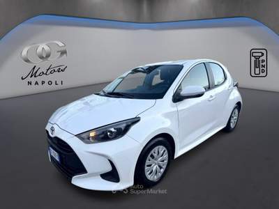 Toyota Yaris 1.5cc HEV Full Hybrid 116cv Active Bianco usata Pozzuoli