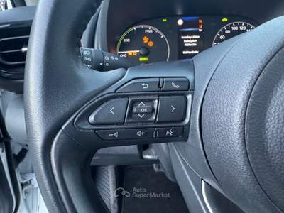 Toyota Yaris 1.5cc HEV Full Hybrid 116cv Active Bianco usata Pozzuoli