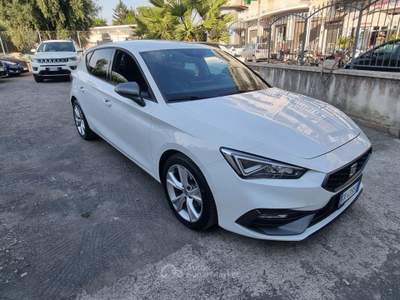 Seat Leon 2.0 TDI 150 CV DSG FR Bianco usata Gragnano