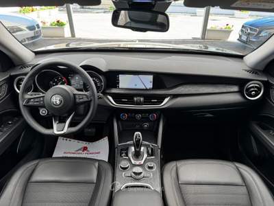 Alfa Romeo Stelvio 2.2 TD 190cv AT8 Q4 Super (Pelle/APP/Led/Retro) Nero usata Castellaneta