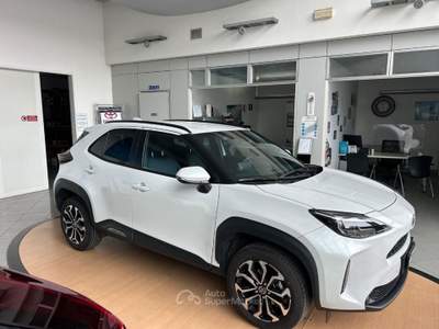 Toyota Yaris Cross 1.5 Hybrid 5p. E-CVT Trend Bianco usata Novi Ligure