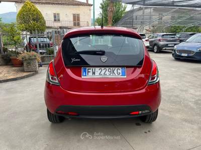 Lancia Ypsilon Ypsilon 1.2 Ecochic GPL Rosso usata Sassano