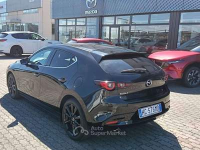 Mazda 3 3 IV 5 porte 5p 2.5 m-hybrid Homura 140cv 6at Nero usata Liscate