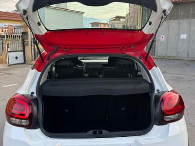 Citroen C3 83cv Benzina 5 porte Shine Navi bicolor pdc Bianco usata Roma