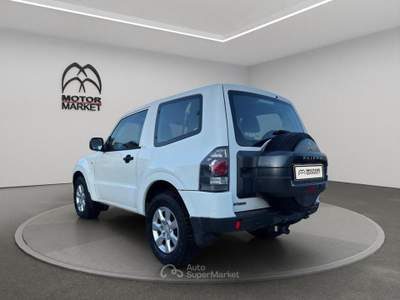 Mitsubishi Pajero 3.2 100th Auto Bianco usata Roma