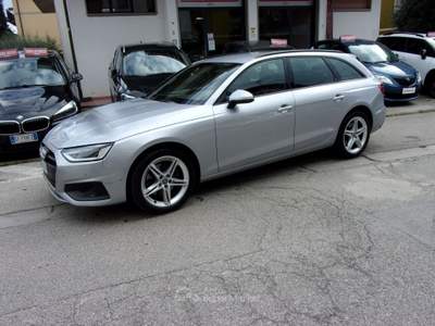 Audi A4 Avant 30 TDI/136 CV S tronic Business Advanced Argento usata Montecatini-Terme