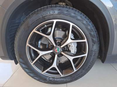 Alfa Romeo Stelvio Alfa Romeo Stelvio 2.2TurboD 190cv Q4 Executive 2021 Grigio usata Ceglie Messapica