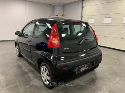 Peugeot 107 3 Porte Plaisir Nero usata Qualiano