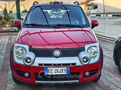 Fiat Panda FIAT PANDA CROSS Rosso usata Spresiano