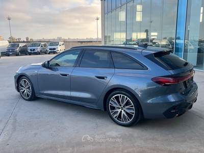 Audi A5 Avant TFSI 150 kW S tronic Line edition Possibilità noleggio no scoring Blu/Azzurro usata Gela