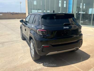 Jeep Avenger 110 CV MHEV Altitude - possibilità noleggio no scoring Nero usata Gela