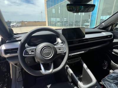 Jeep Avenger 110 CV MHEV Altitude - possibilità noleggio no scoring Nero usata Gela