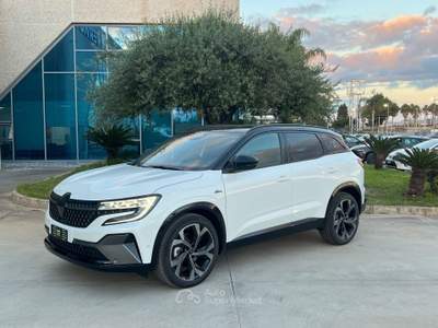 Renault Austral Full Hybrid E-Tech 200 CV Techno Esprit Alpine - possibilità noleggio no scoring Bianco usata Gela